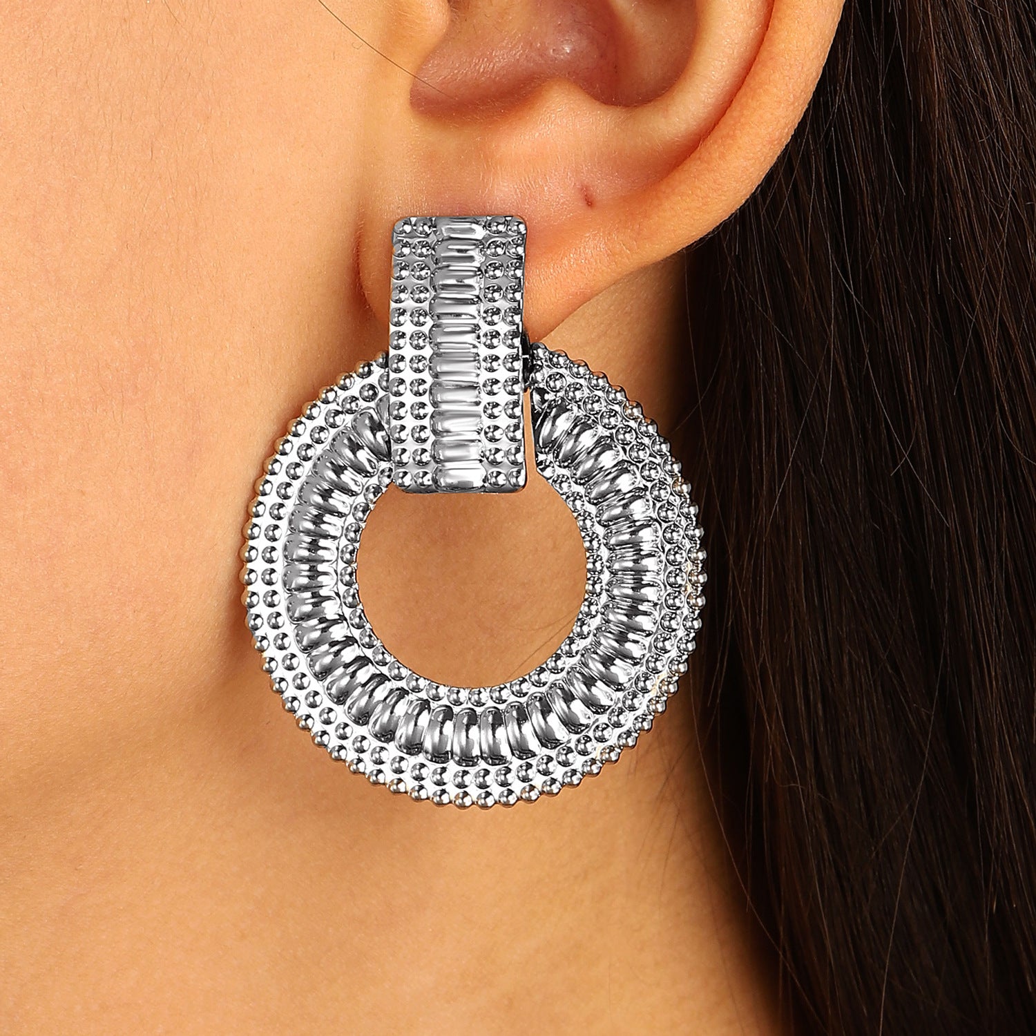 Eye-catching Hollow Round Earrings Women's