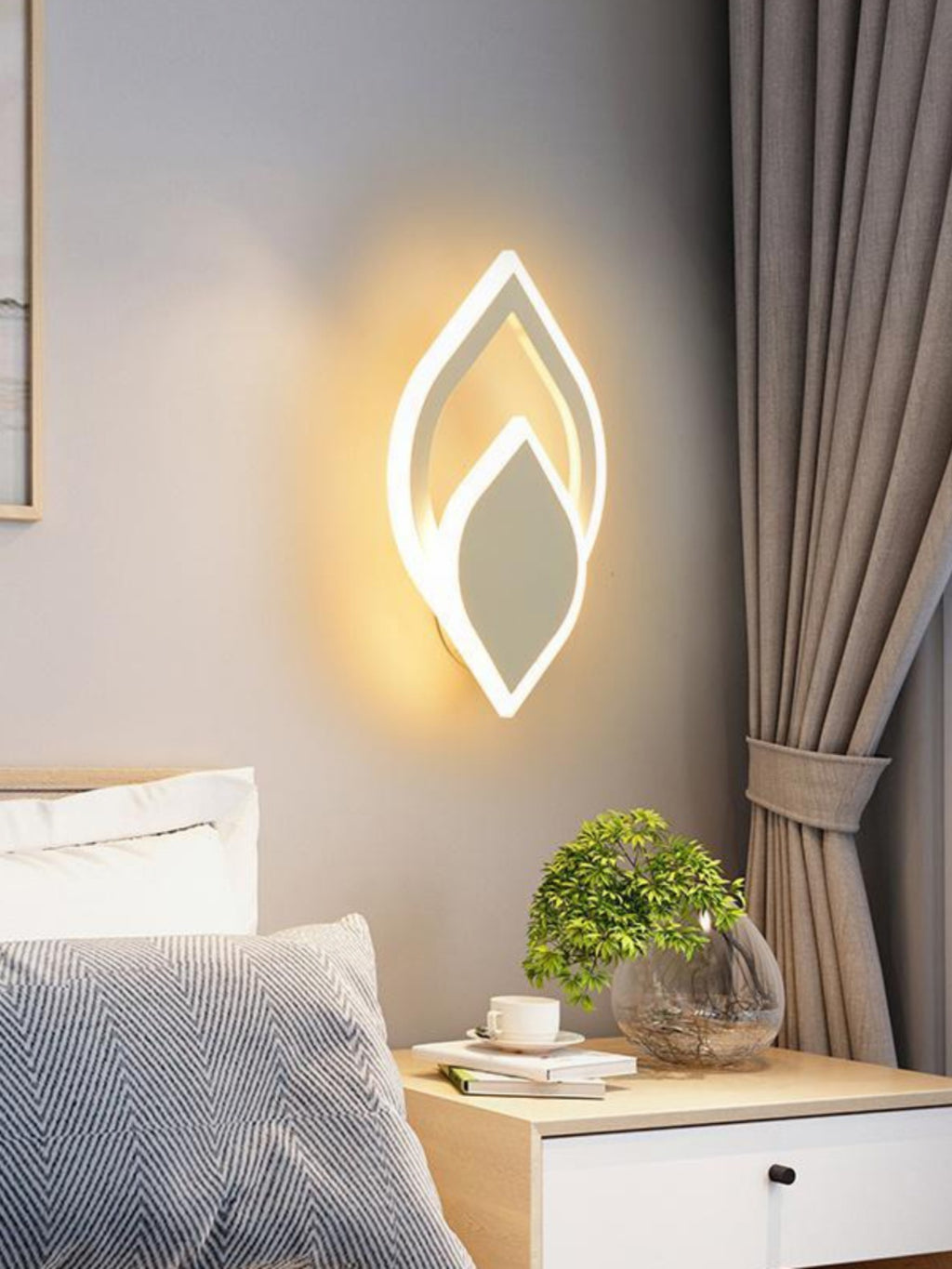 Heart-Shaped Minimal LED Lamp