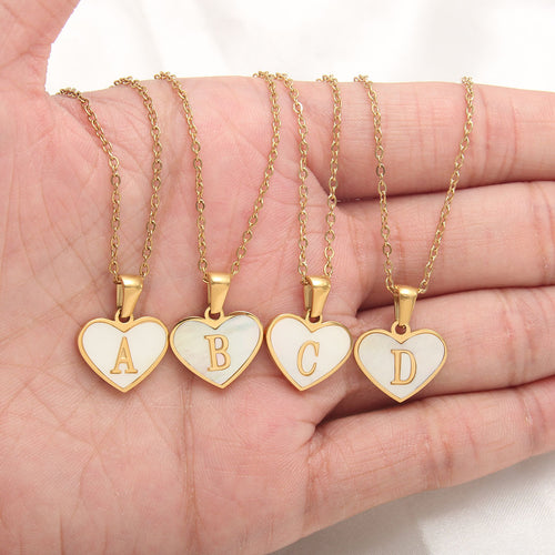 26 Letter Heart-shaped Necklace White Shell